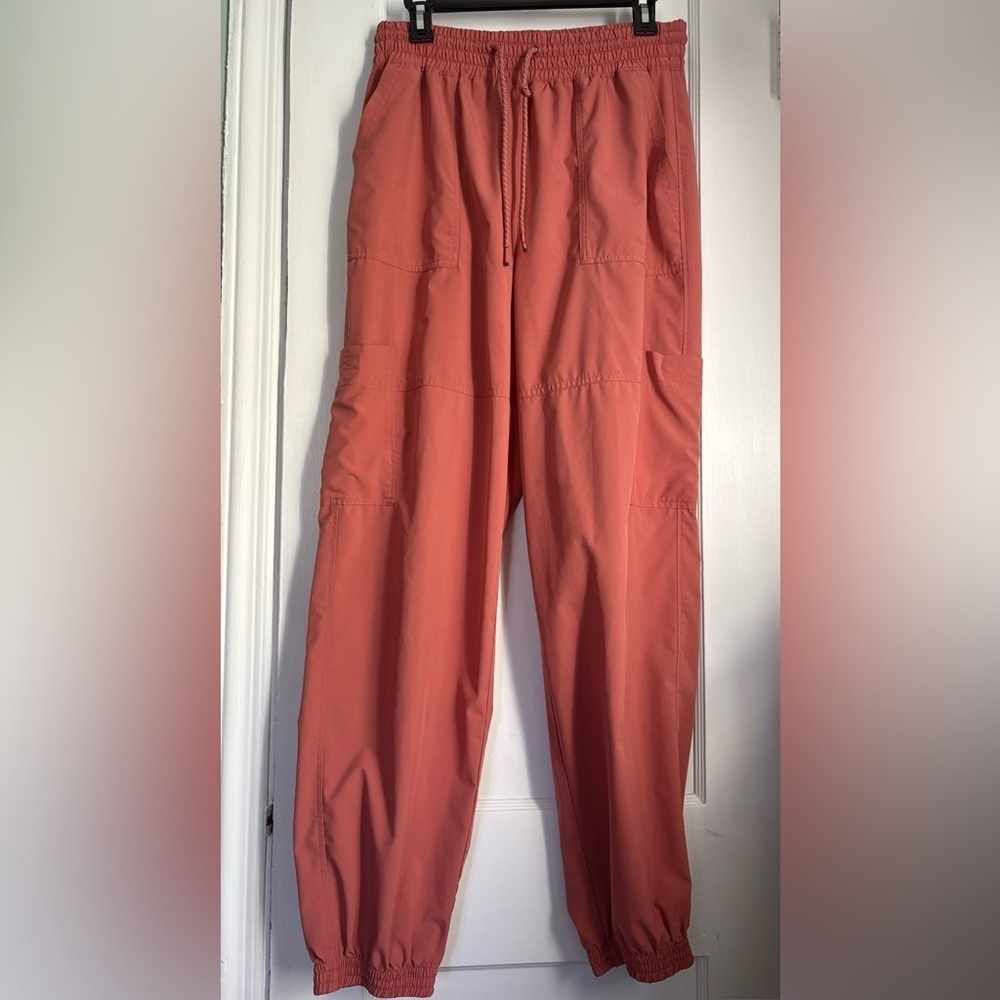Old Navy Coral Cargo Jogger Pants with Drawstring Waist, Sz: Medium Tall